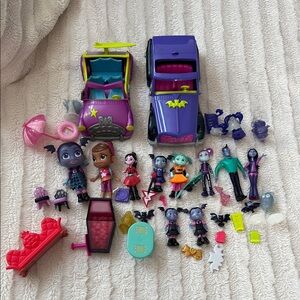 Vampirina Bundle Toy Set with Purple and Pink Cars